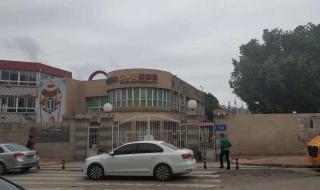 四川师范大学与西安外国语大学哪个好 川师附中外国语学校